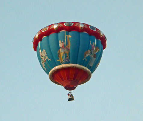 Carousel balloon