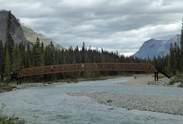 Footbridge over Vermilion River