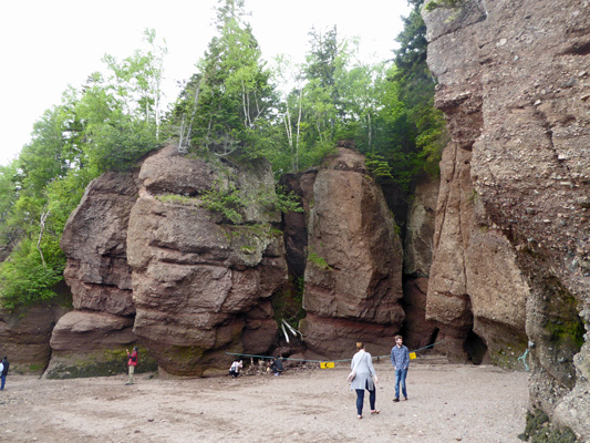 Cliff face Hopewell Rocks NB