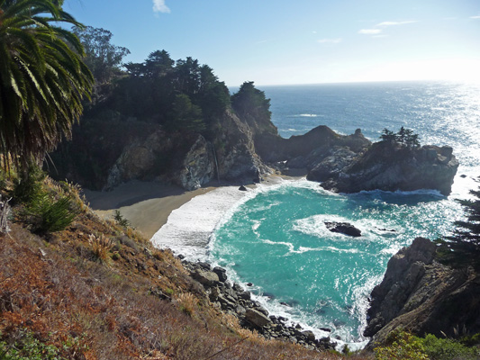 Julia Pfeiffer Burns State Park waterfall