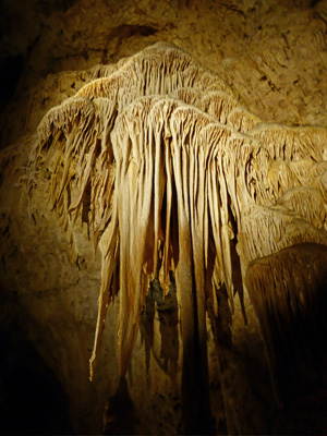 Drapery flow stone Carlsbad Cavern