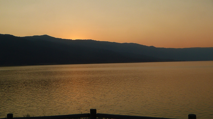Orange sunset Lake Dascade