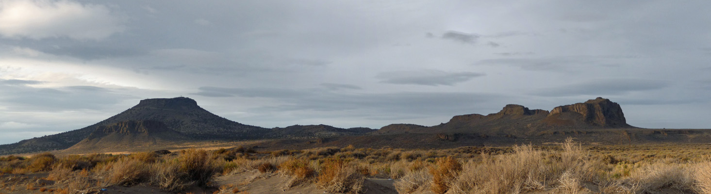 Table Rock panorama Oregon Outback