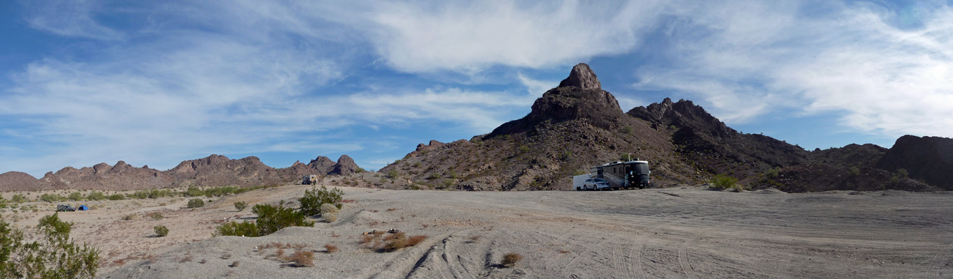 Boondocking north of Lake Havasu City AZ