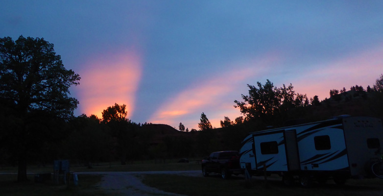 Sunset Devils Tower KOA