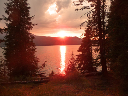 Sunset Diamond Lake OR