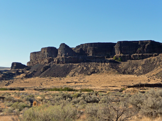 Coulee ridge across from Cariboo Trail Sun Lakes State Park