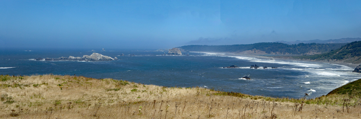 Cape Blanco Lighthouse northward view