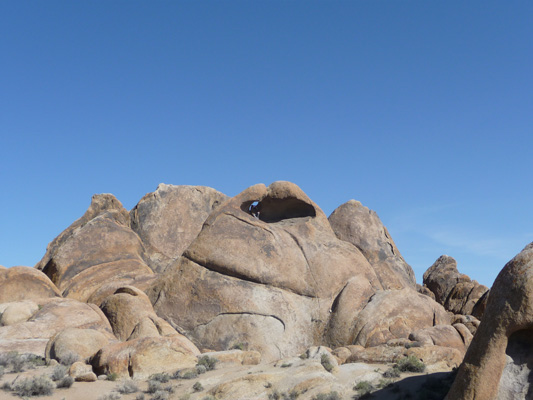 Almost arch Alabama Hills Lone Pine CA