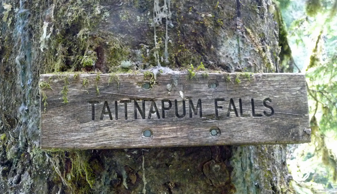 Taitnapum Falls Sign