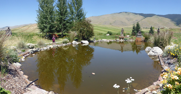 Pond at Garden of 1000 Buddhas