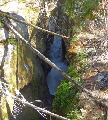 Upper Ladder Falls