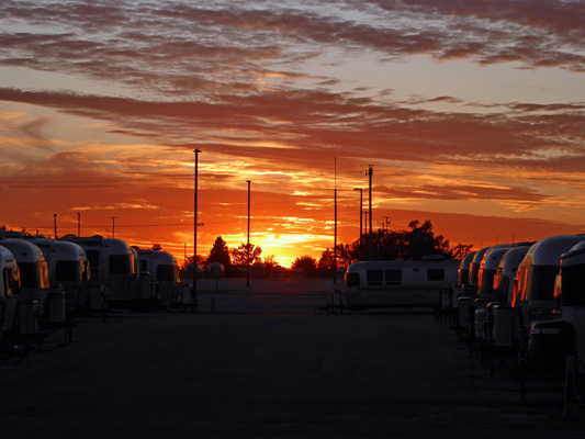 Sunset Airstream Terraport