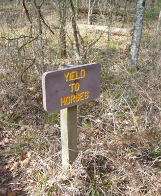 Equestrian Trail sign Yield to Horses