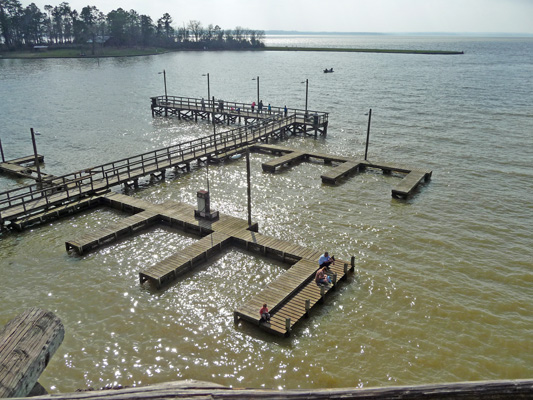 Boat moorage Lake Livingston SP