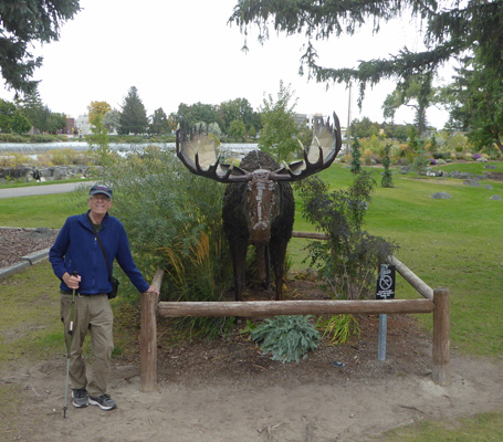Walter Cooke metal moose sculpture