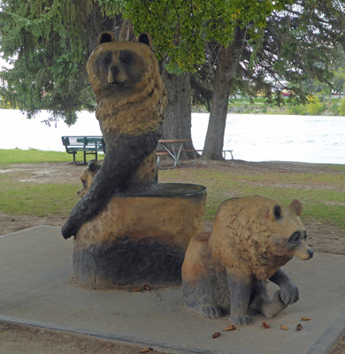 Bear benches