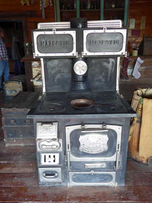Wood cook stove Castle Dome City