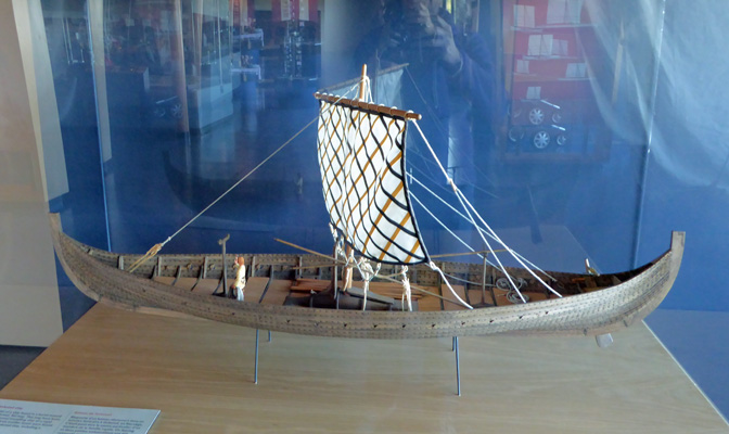 Norse boat model