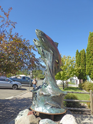 Sculpture "River Dance"