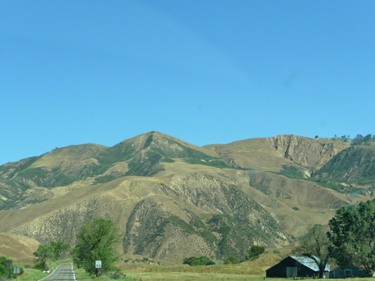 Hills north of Pinnacles National Park